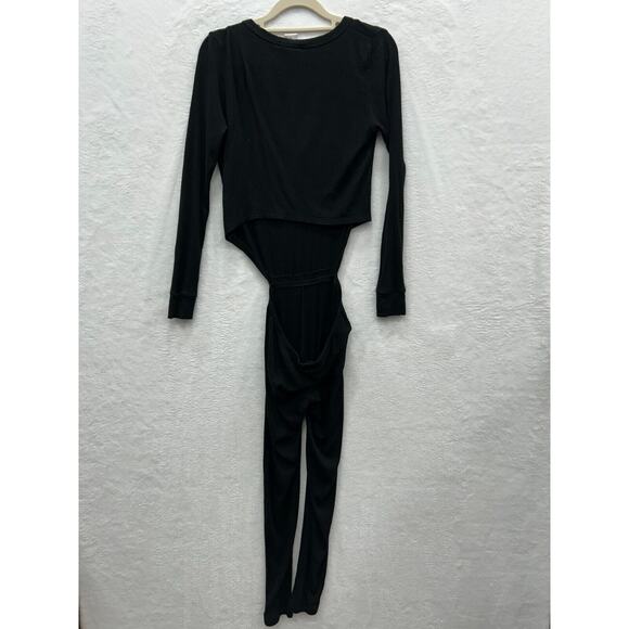 LNA Women's‎ Black Ribbed V Neck Long Sleeve Side Cut Outs Jumpsuit Size XS - Picture 4 of 13